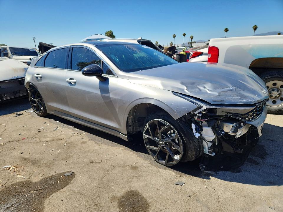 2026 Kia K5 VIN KNAG64J77T5418656 COPART salvage auction — ALL OVER, CA - CERTIFICATE OF TITLE, sold $525 on 2026-07-28 (photo 4)