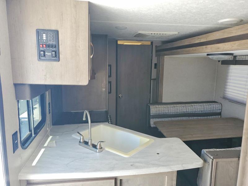 2020 Other rv VIN 5ZT2PUNB1L4004480 COPART salvage auction — MINOR DENT/SCRATCHES, FL - CERT OF TITLE-FLOOD & REBUILT, sold $275 on 2026-07-28 (photo 6)