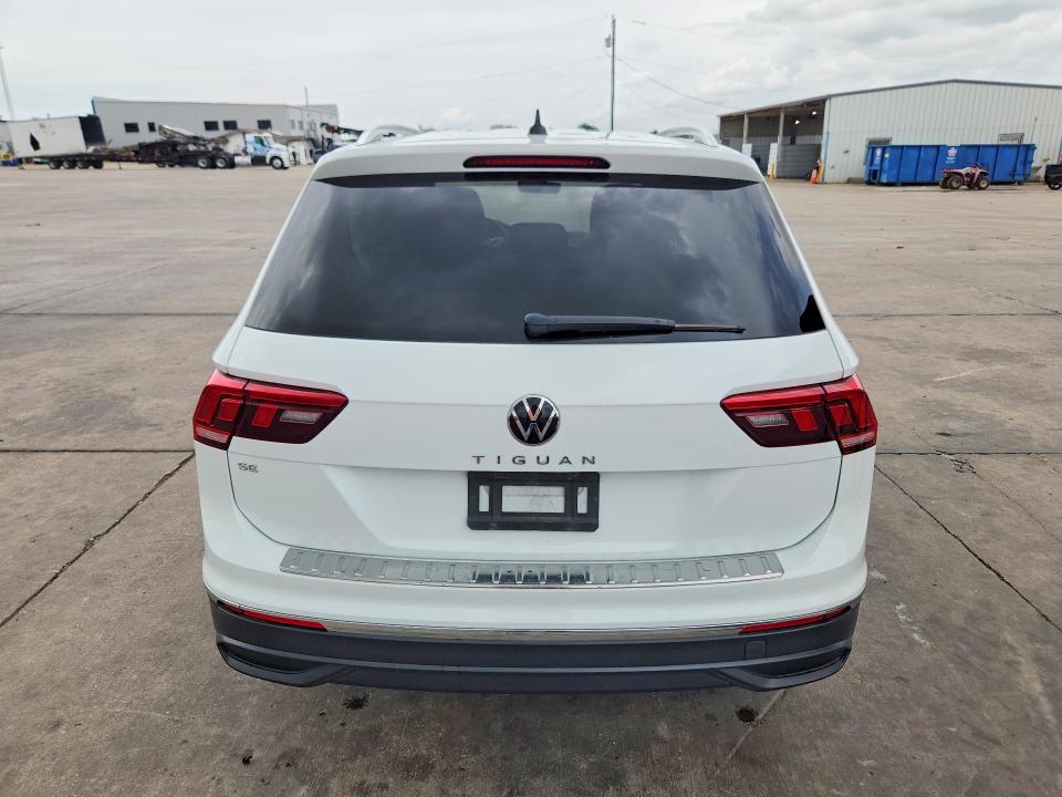 2024 Volkswagen VIN 3VV3B7AX4RM067854 COPART salvage auction — SIDE, Tx - Salvage Vehicle Title, sold $7,900 on 2026-07-30 (photo 6)