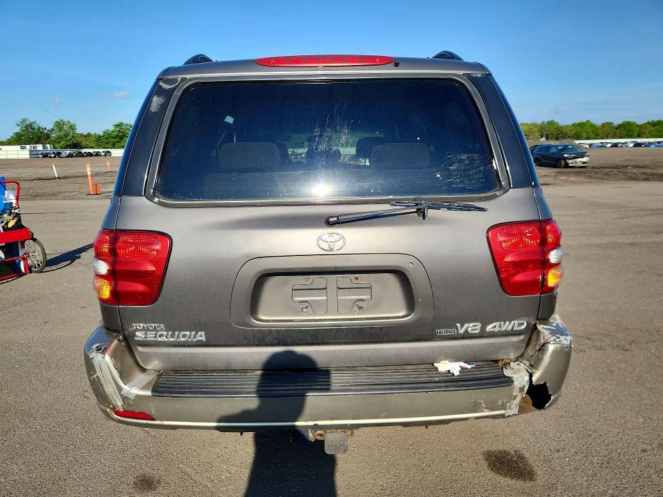 2004 Toyota Sequoia VIN 5TDBT44A34S205504 COPART salvage auction — FRONT END, Ny - Certificate Of Title, sold $700 on 2026-07-13 (photo 6)