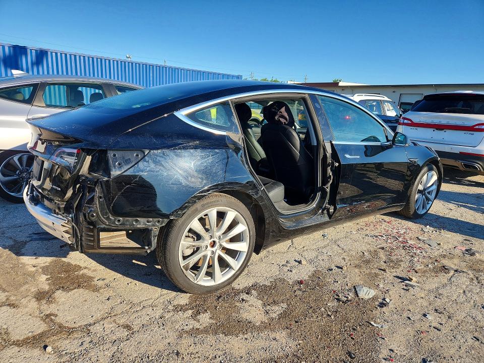 2019 Tesla VIN 5YJ3E1EBXKF453335 COPART salvage auction — REAR END, In - Cert Of Title-Salvage Title, sold $6,600 on 2026-07-24 (photo 3)