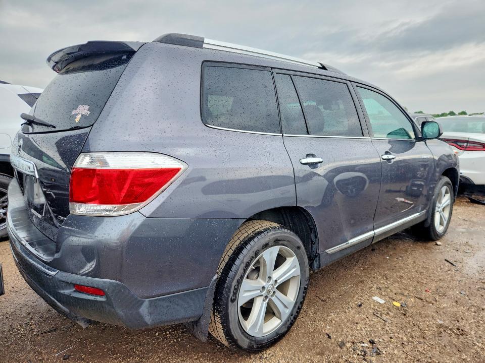 2013 Toyota Highlander VIN 5TDDK3EH3DS264215 COPART salvage auction — FRONT END, Il - Salvage Certificate, sold $4,400 on 2026-07-28 (photo 3)