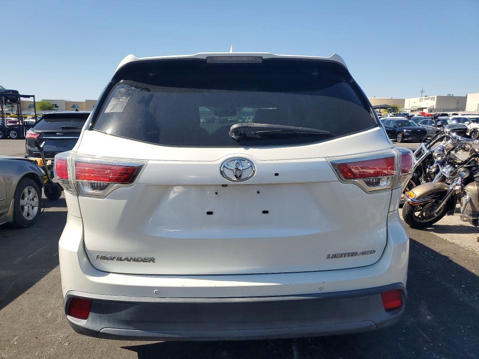 2015 Toyota Highlander VIN 5TDDKRFH9FS078599 COPART salvage auction — FRONT END, MT - CERTIFICATE OF TITLE, sold $7,500 on 2026-07-27 (photo 6)