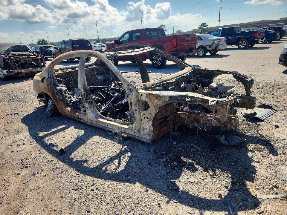 2012 BMW 7 series VIN WBAKA8C54CCY37832 COPART salvage auction — BURN, LA - CERT OF TITLE-SALVAGE, sold $125 on 2026-07-15 (photo 4)
