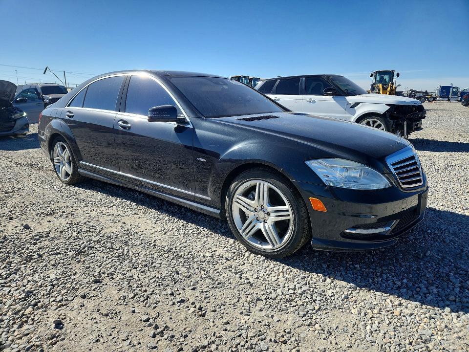2012 Mercedes-benz S-klasse VIN WDDNG9EB2CA438295 COPART salvage auction — MINOR DENT/SCRATCHES, Co - Certificate Of Title (P), sold $3,100 on 2026-07-21 (photo 4)