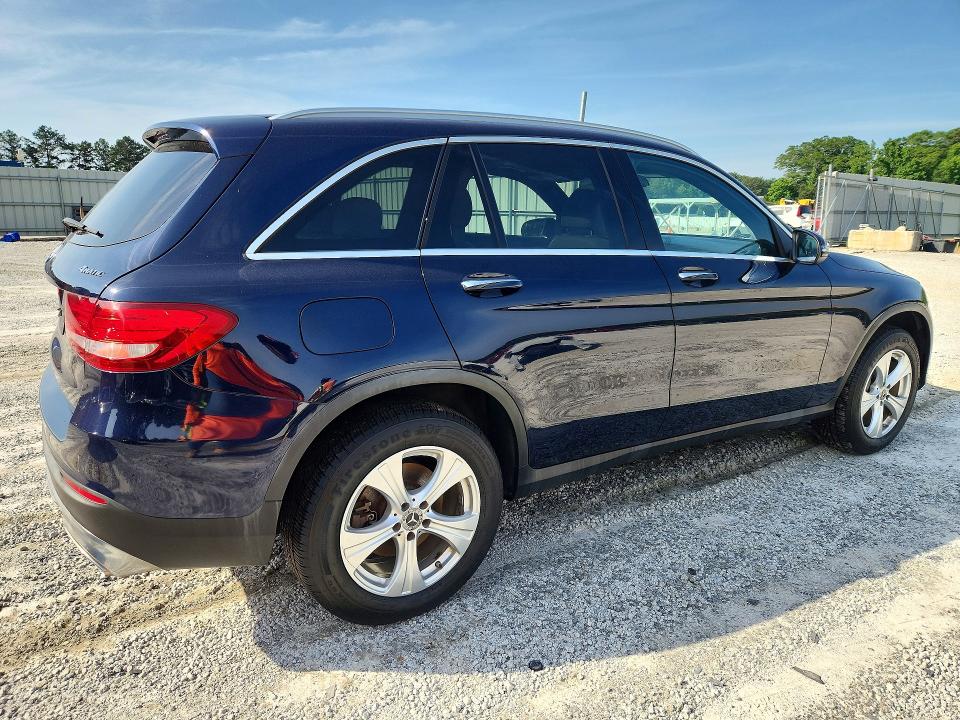 2017 Mercedes-benz Glc VIN WDC0G4KB2HV007882 COPART salvage auction — MINOR DENT/SCRATCHES, Ga - Certificate Of Title (P), sold $6,900 on 2026-07-27 (photo 3)
