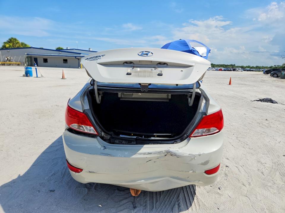 2016 Hyundai Accent VIN KMHCT4AE7GU013073 COPART salvage auction — REAR END, Fl - Cert Of Title Slvg Rebuildable, sold $1,200 on 2026-07-08 (photo 6)