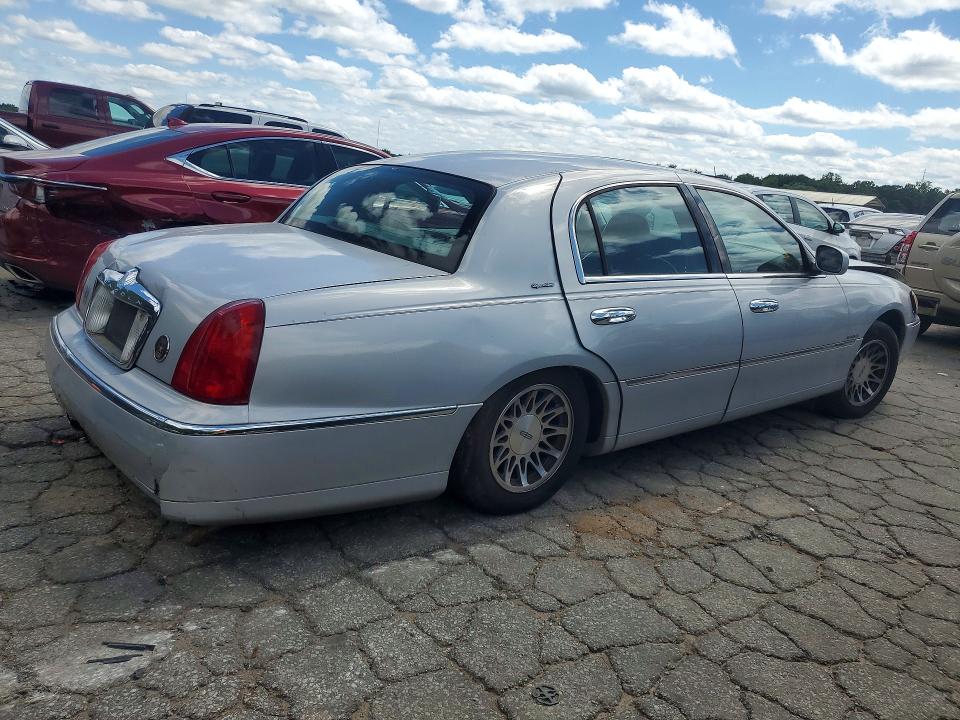2001 Lincoln TOWN CAR VIN 1LNHM82WX1Y728687 COPART salvage auction — SIDE, GA - CERT OF TITLE-SALVAGE, sold $425 on 2026-07-31 (photo 3)