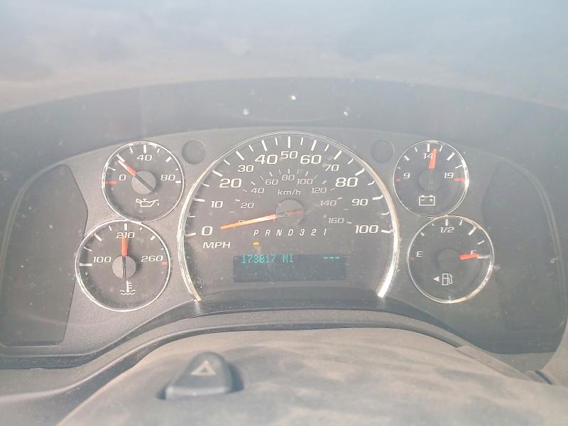 2014 Chevrolet Express VIN 1GCSHAF45E1138202 COPART salvage auction — NORMAL WEAR, Sd - Certificate Of Title, sold $800 on 2026-07-28 (photo 9)