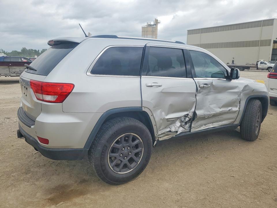 2012 Jeep Cherokee VIN 1C4RJFAG5CC332425 COPART salvage auction — SIDE, Ks - Cert Of Title-Salvage, sold $1,600 on 2026-07-02 (photo 3)