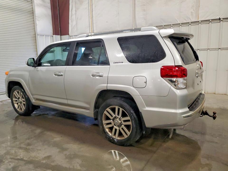 2011 Toyota 4runner VIN JTEBU5JR7B5057966 COPART salvage auction — MINOR DENT/SCRATCHES, MN - CERTIFICATE OF TITLE, sold $8,100 on 2026-07-27 (photo 2)