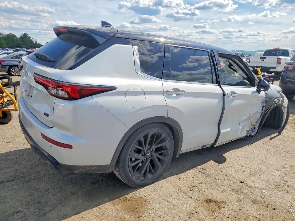 2023 Mitsubishi Outlander VIN JA4J3VA8XPZ008474 COPART salvage auction — SIDE, PA - CERTIFICATE OF SALVAGE, sold $5,300 on 2026-07-28 (photo 3)