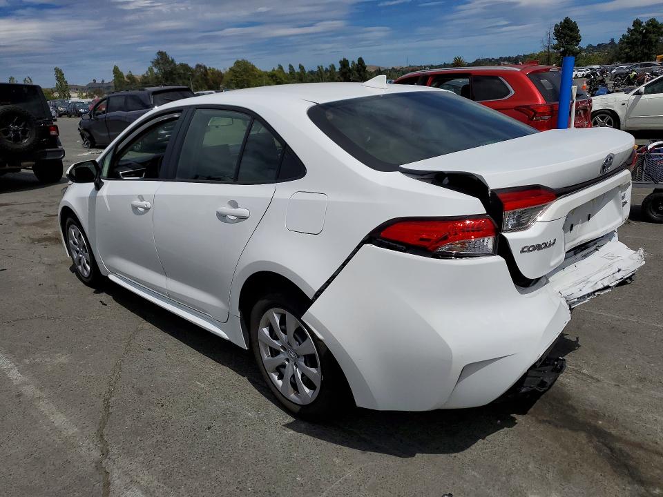 2025 Toyota Corolla VIN JTDBCMFE7S3097905 COPART salvage auction — REAR END, CA - SALVAGE CERTIFICATE, sold $8,800 on 2026-07-02 (photo 2)