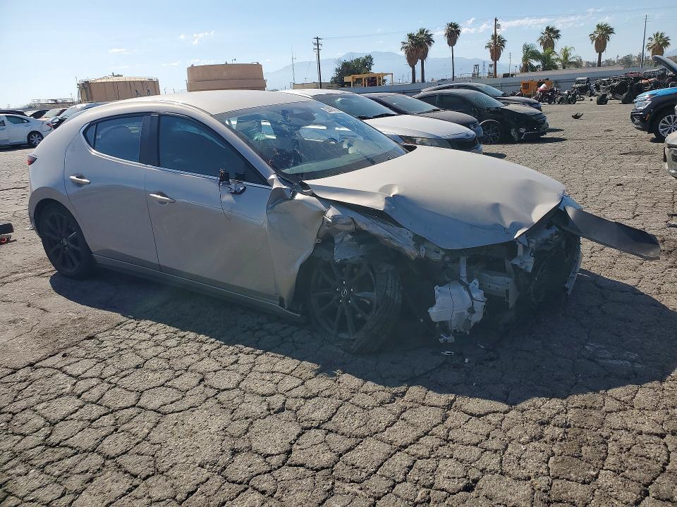 2025 Mazda 3 VIN JM1BPAKM1S1752832 COPART salvage auction — FRONT END, Fl - Dlr Only Cert Of Destruction, sold $2,500 on 2026-07-30 (photo 4)