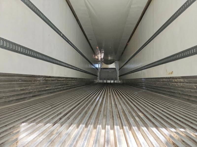 2025 Utility trailer mfg VIN 1UYVS2537S6353707 COPART salvage auction — NORMAL WEAR, AZ - CERT OF TITLE - SALVAGE, sold $1,250 on 2026-07-09 (photo 6)
