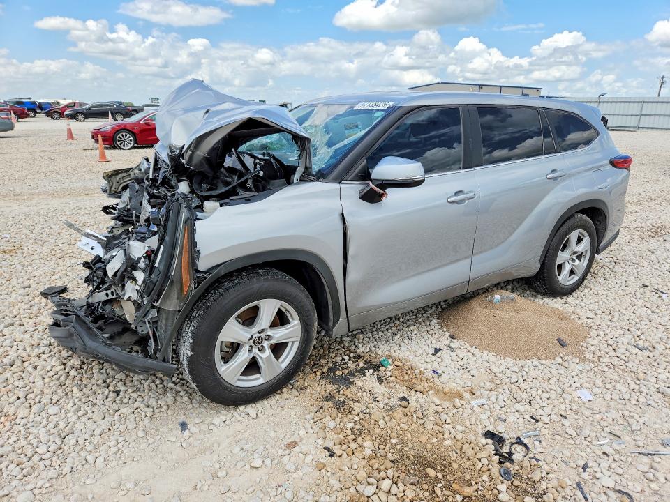 2023 Toyota Highlander VIN 5TDKDRAH2PS037743 COPART salvage auction — FRONT END, Tx - Salvage Vehicle Title, sold $4,100 on 2026-07-23 (photo 1)