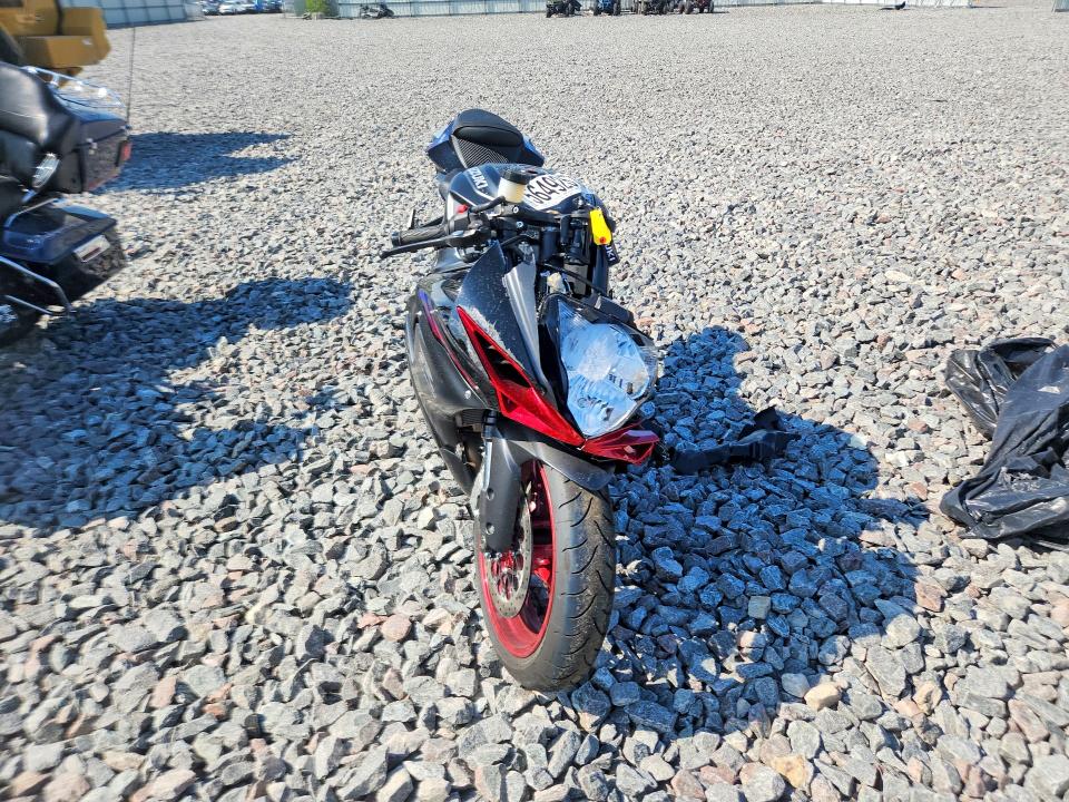 2026 Suzuki Gsx-r VIN JS1GN7FA9T7100581 COPART salvage auction — FRONT END, Wi - Cert Of Title-Salvage Vehicle, sold $3,100 on 2026-07-02 (photo 2)