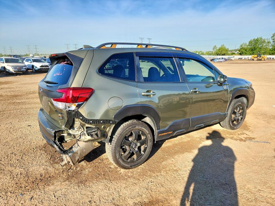 2022 Subaru Forester VIN JF2SKAMC0NH467023 COPART salvage auction — REAR END, IL - SALVAGE CERTIFICATE, sold $10,300 on 2026-07-30 (photo 3)