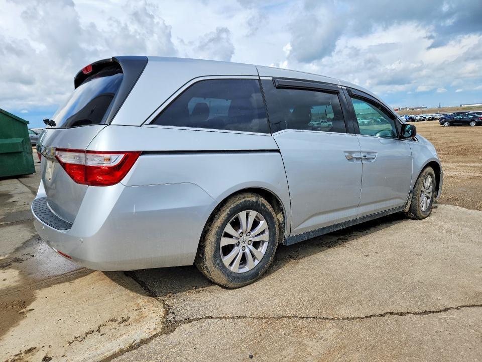 2013 Honda Odyssey VIN 5FNRL5H66DB507822 COPART salvage auction — SIDE, Ab - Bos - Salvage, sold $4,450 on 2026-07-09 (photo 3)