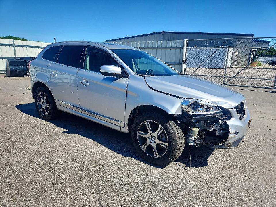 2014 Volvo Xc60 VIN YV4902DZ8E2537204 COPART salvage auction — FRONT END, Ma - Cert Of Title-Reconstrctd Coll, sold $850 on 2026-08-05 (photo 4)