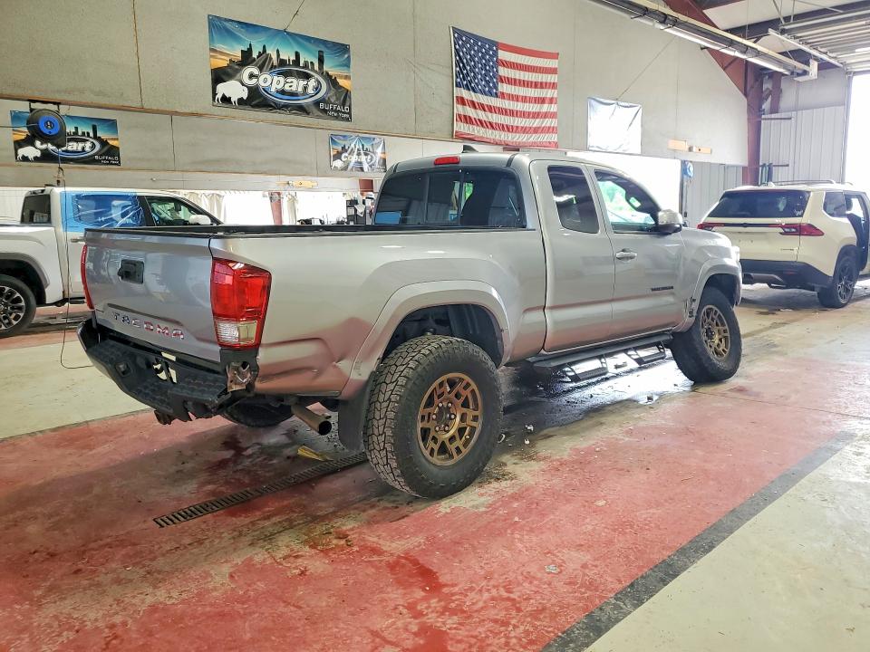 2017 Toyota Tacoma VIN 5TFSZ5AN7HX078560 COPART salvage auction — FRONT END, Ny - Mv-907A Salvage Certificate, sold $9,200 on 2026-07-20 (photo 3)