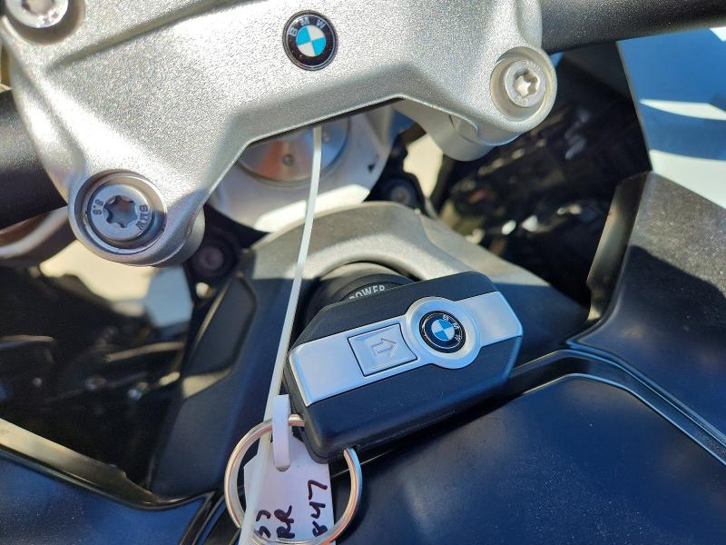 2020 BMW S VIN WB10E4303LZJ83847 COPART salvage auction — SIDE, Ca - Salvage Certificate, sold $6,300 on 2026-07-02 (photo 8)