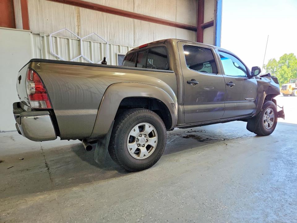 2013 Toyota Tacoma VIN 5TFJX4GN8DX021944 COPART salvage auction — FRONT END, NC - SALVAGE CERTIFICATE OF TITLE, sold $275 on 2026-07-30 (photo 3)