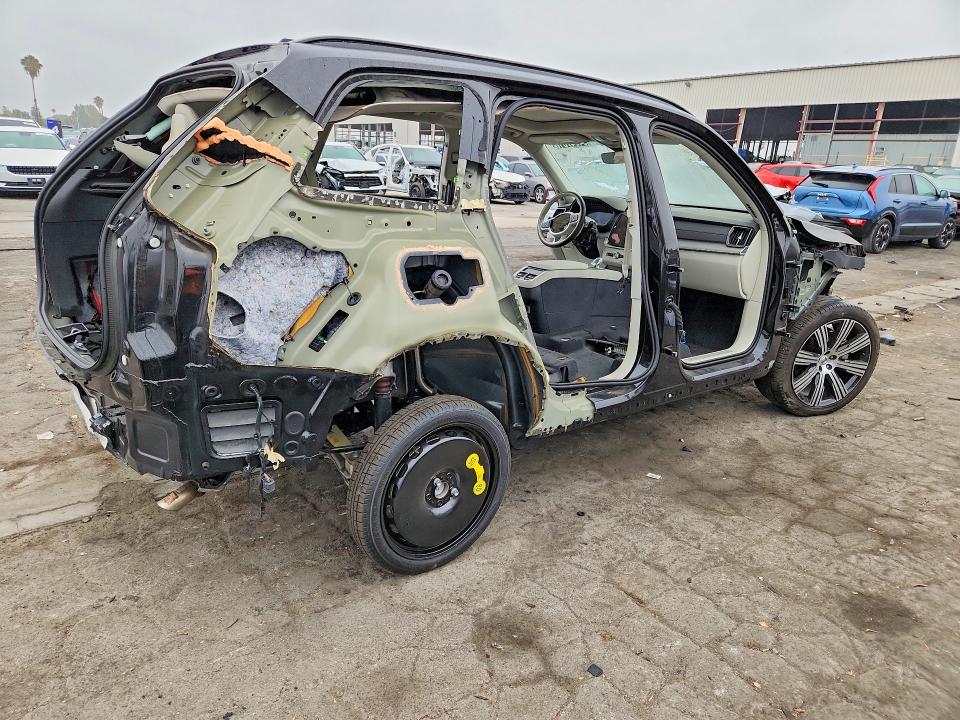 2026 Volvo Xc90 VIN YV4062PM4T1441595 COPART salvage auction — STRIPPED, Ca - Certificate Of Title, sold $10,500 on 2026-07-02 (photo 3)