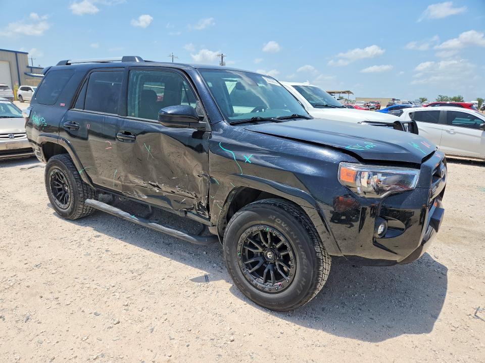 2021 Toyota 4runner VIN JTEMU5JR7M5857145 COPART salvage auction — REAR END, Tx - Salvage Vehicle Title, sold $11,600 on 2026-07-02 (photo 4)