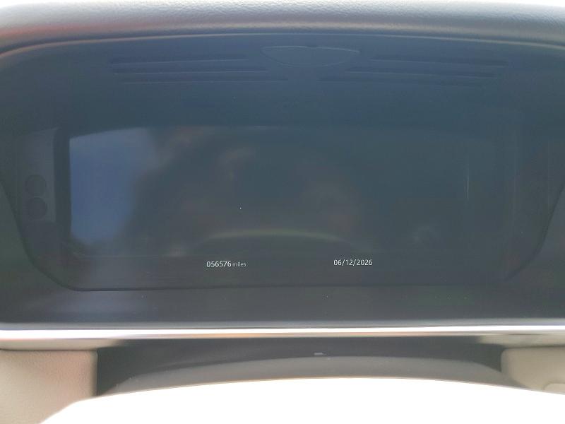 2022 Land rover RANGE ROVER VIN SALWR2SU9NA220906 COPART salvage auction — MINOR DENT/SCRATCHES, Nj - Certificate Of Title, sold $14,900 on 2026-07-27 (photo 9)