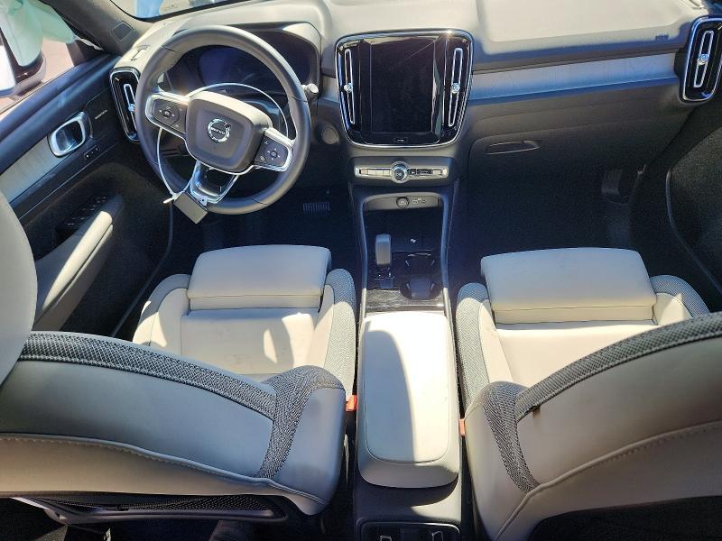2025 Volvo Xc40 VIN YV4ER3HL0S2595254 COPART salvage auction — FRONT END, CA - SALVAGE CERTIFICATE, sold $12,900 on 2026-08-17 (photo 8)
