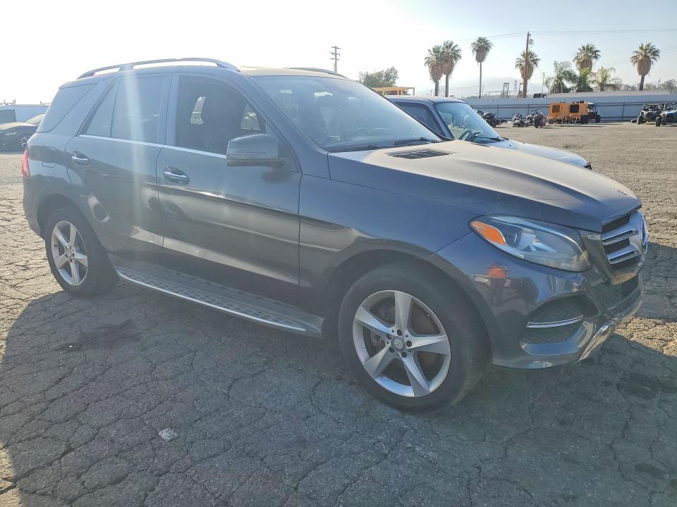 2016 Mercedes-benz Gle VIN 4JGDA5JB5GA754068 COPART salvage auction — MINOR DENT/SCRATCHES, Ca - Dis/Dlr/Exp Only Clean Title (P), sold $5,900 on 2026-07-30 (photo 4)