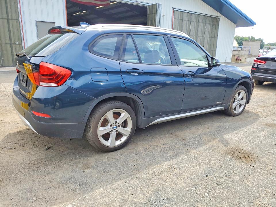 2013 BMW X1 VIN WBAVL1C57DVR87387 COPART salvage auction — ROOF, Vt - Certificate Of Title, sold $1,500 on 2026-07-31 (photo 3)