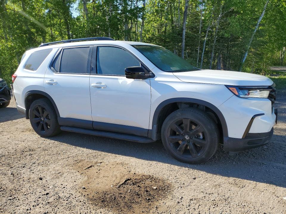 2025 Honda Pilot VIN 5FNYG1H99SB503165 COPART salvage auction — ROOF, On - Permit No Brand - Unfit, sold $34,250 on 2026-07-02 (photo 4)