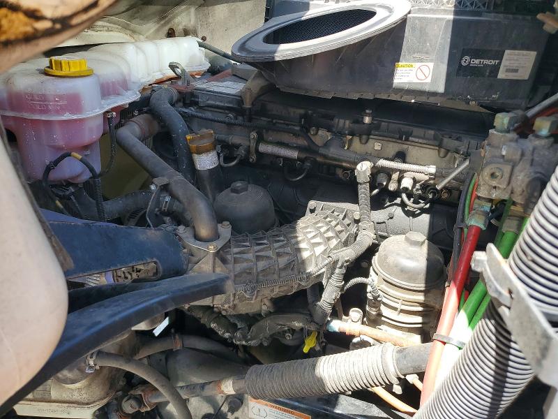 2022 Freightliner Cascadia VIN 1FUJHHDR5NLNC0077 COPART salvage auction — SIDE, FL - CERTIFICATE OF DESTRUCTION, sold $9,800 on 2026-07-16 (photo 7)