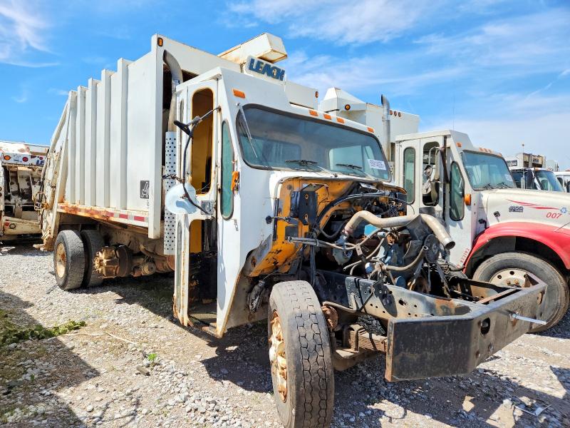 1998 International 4000 series VIN 1HTSHAAR4WH533356 — COPART salvage auction photo