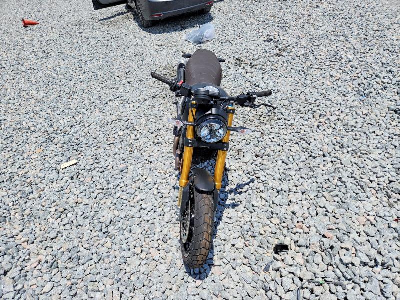 2025 Ducati Scrambler VIN ZDMKAFCP3SB004217 COPART salvage auction — FRONT END, Fl - Certificate Of Destruction, sold $4,100 on 2026-07-09 (photo 5)