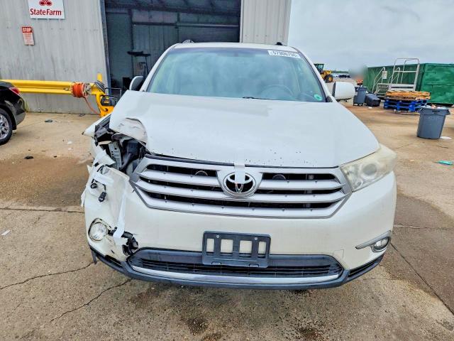 2011 Toyota Highlander VIN 5TDYK3EH9BS047444 COPART salvage auction — FRONT END, La - Cert Of Title-Salvage, sold $5,300 on 2026-07-29 (photo 5)