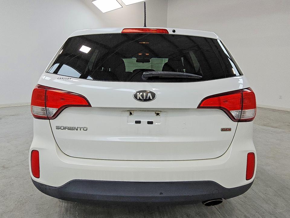 2014 Kia Sorento VIN 5XYKT3A6XEG504173 COPART salvage auction — NORMAL WEAR, IN - CERTIFICATE OF TITLE, sold $700 on 2026-07-23 (photo 6)