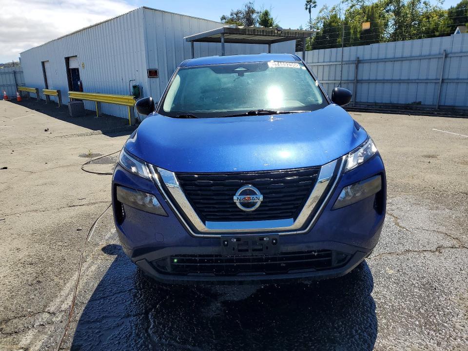 2021 Nissan Rogue sport VIN JN8AT3AB2MW210328 COPART salvage auction — MINOR DENT/SCRATCHES, Ca - Certificate Of Title, sold $9,600 on 2026-07-28 (photo 5)