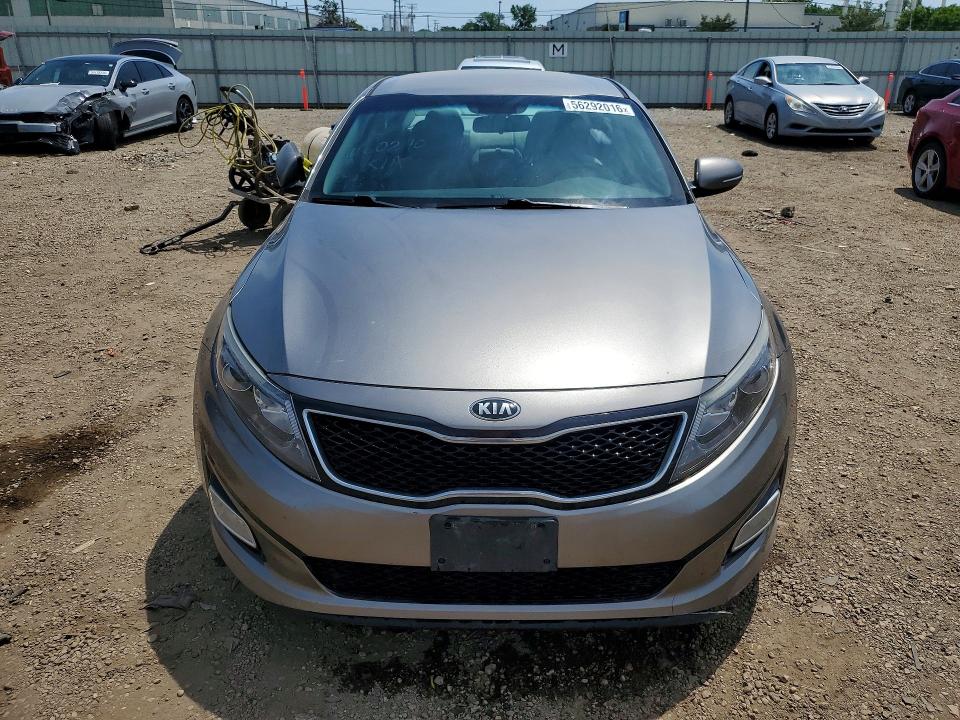 2015 Kia VIN 5XXGM4A72FG452349 COPART salvage auction — VANDALISM, Il - Salvage Certificate, sold $600 on 2026-07-22 (photo 5)