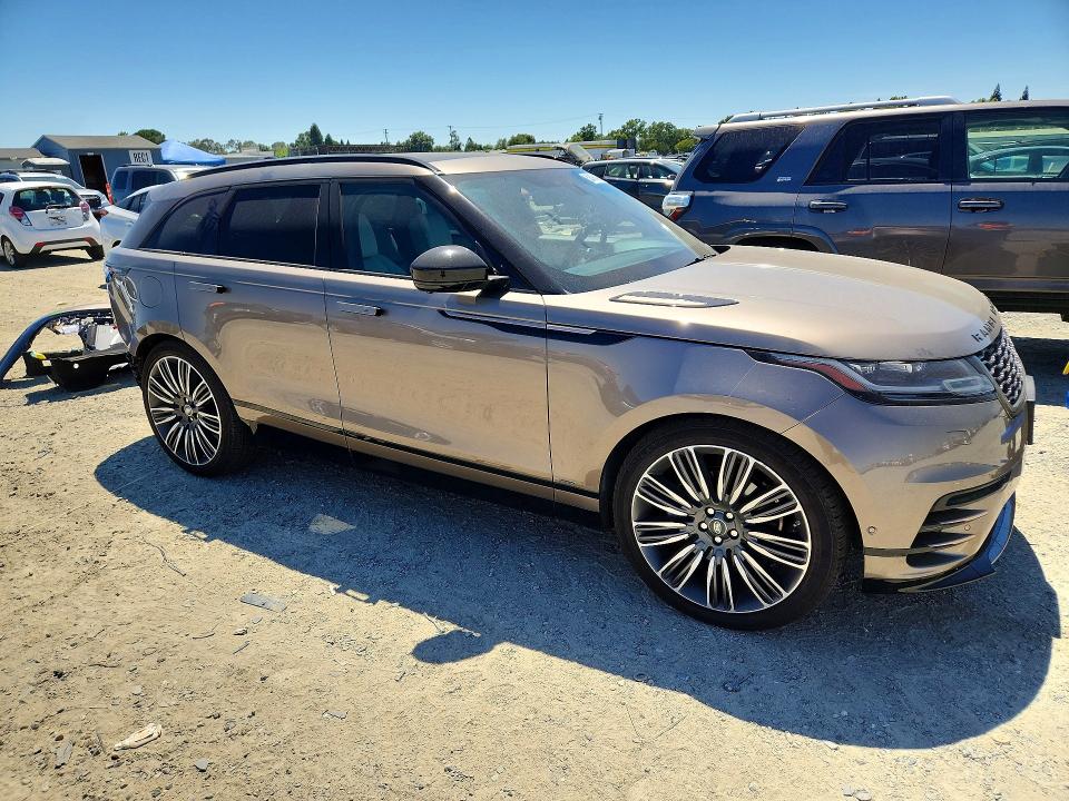 2019 Land rover Range rover velar VIN SALYM2EV1KA217358 COPART salvage auction — REAR END, CA - SALVAGE CERTIFICATE, sold $11,400 on 2026-07-14 (photo 4)