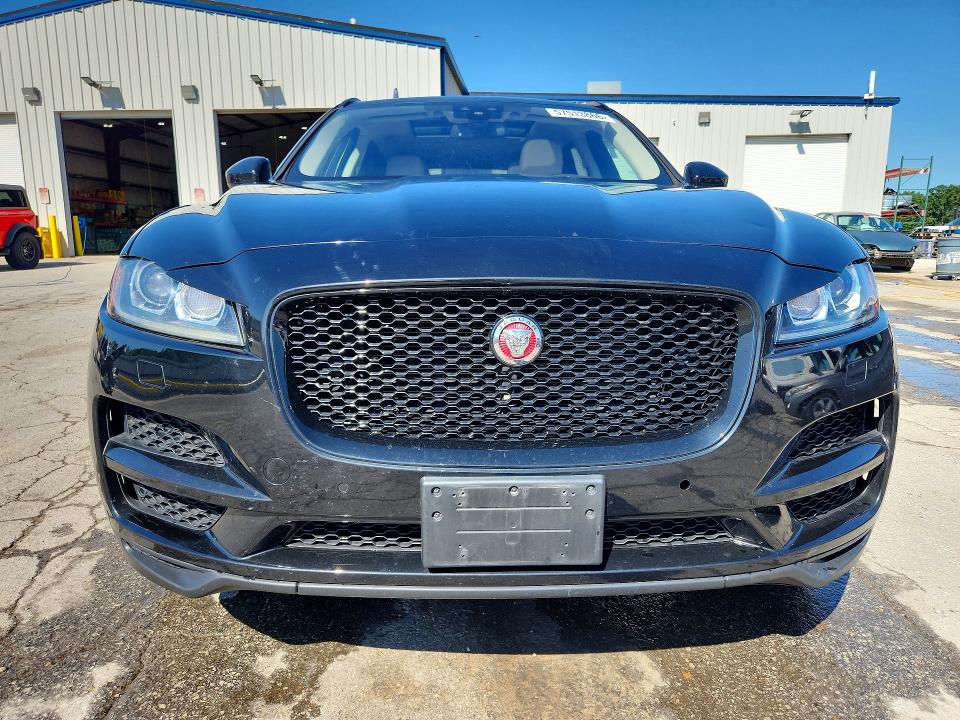 2017 Jaguar F-pace VIN SADCJ2BV2HA060175 COPART salvage auction — HAIL, Mo - Salvage Certificate Of Title, sold $4,350 on 2026-07-27 (photo 5)