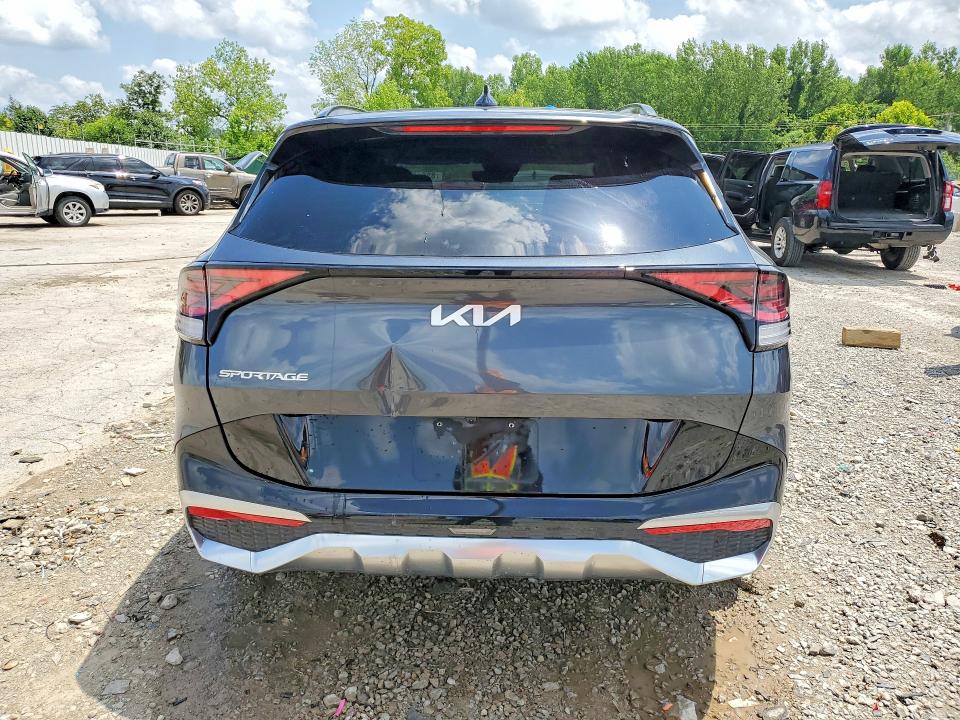 2023 Kia Sportage VIN 5XYK53AF2PG038915 COPART salvage auction — SIDE, Salvage Title, sold $11,700 on 2026-08-20 (photo 6)
