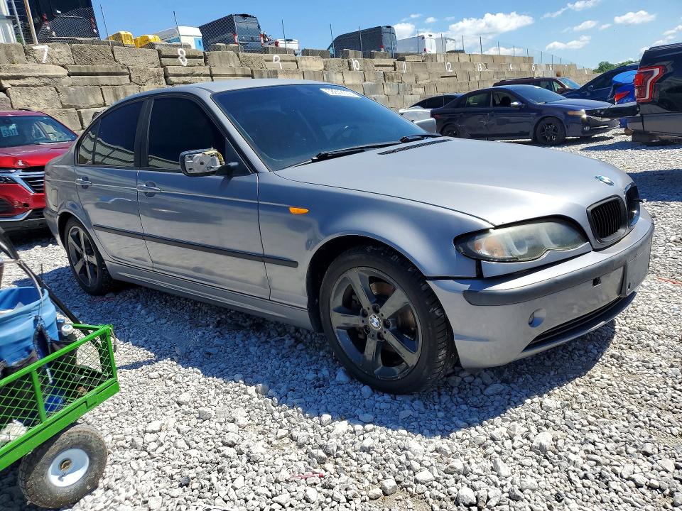 2004 BMW 3 series VIN WBAEU33494PR14011 COPART salvage auction — FRONT END, KY - CERT OF TITLE-REBUILT VEHICLE, sold $275 on 2026-07-24 (photo 4)