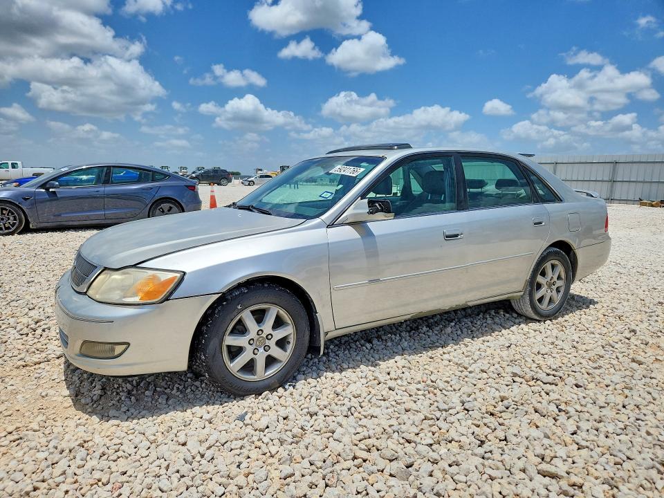 2001 Toyota Avalon VIN 4T1BF28BX1U132679 COPART salvage auction — FRONT END, Tx - Salvage Vehicle Title, sold $475 on 2026-07-09 (photo 1)