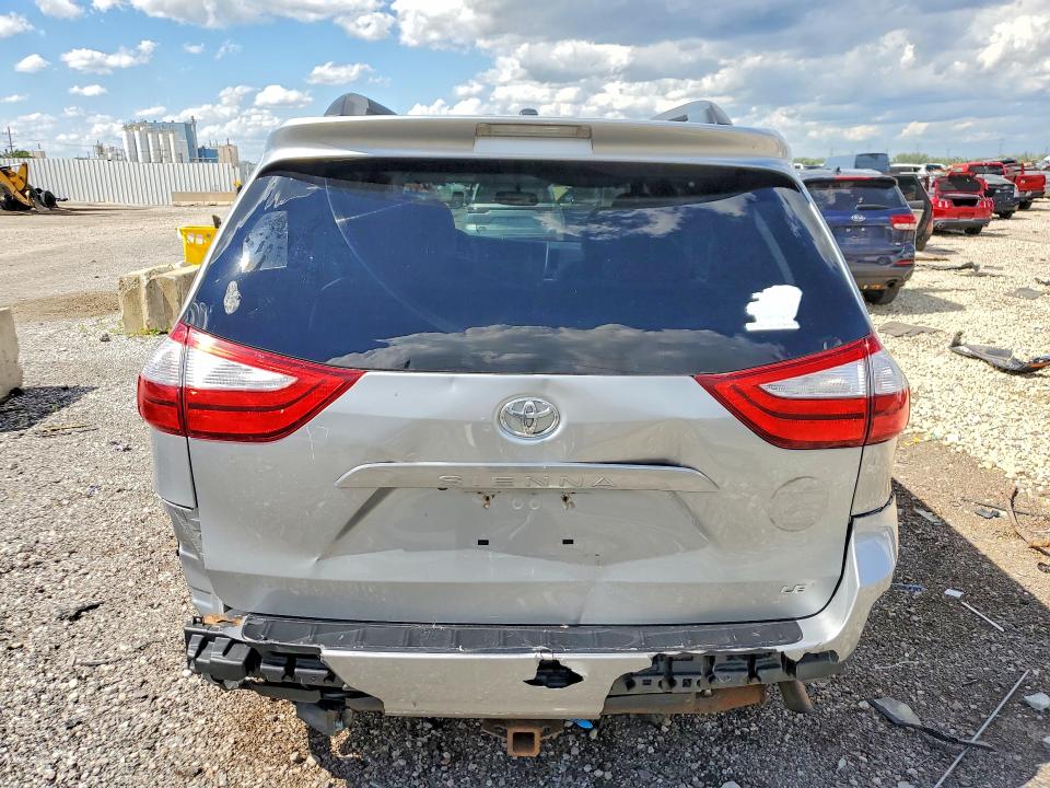 2016 Toyota Sienna VIN 5TDKK3DC8GS745367 COPART salvage auction — MINOR DENT/SCRATCHES, MI - CERTIFICATE OF TITLE, sold $4,250 on 2026-07-29 (photo 6)