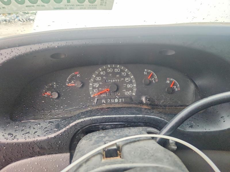 1998 Ford Econoline VIN 1FTRE1429WHC18085 COPART salvage auction — SIDE, Tx - Bonded Title - Salvage, sold $250 on 2026-07-09 (photo 9)