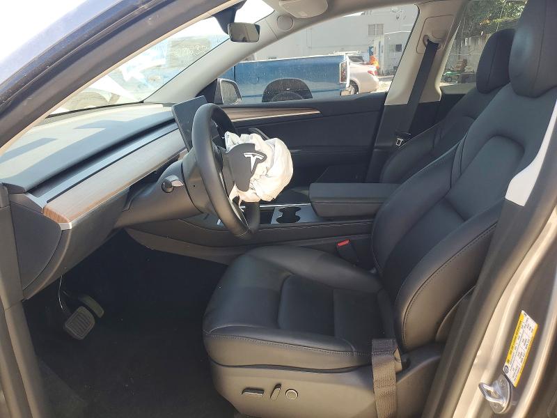 2025 Tesla Model y VIN 7SAYGDED6SF256667 COPART salvage auction — FRONT END, Fl - Cert Of Title Slvg Rebuildable, sold $15 on 2026-07-24 (photo 7)