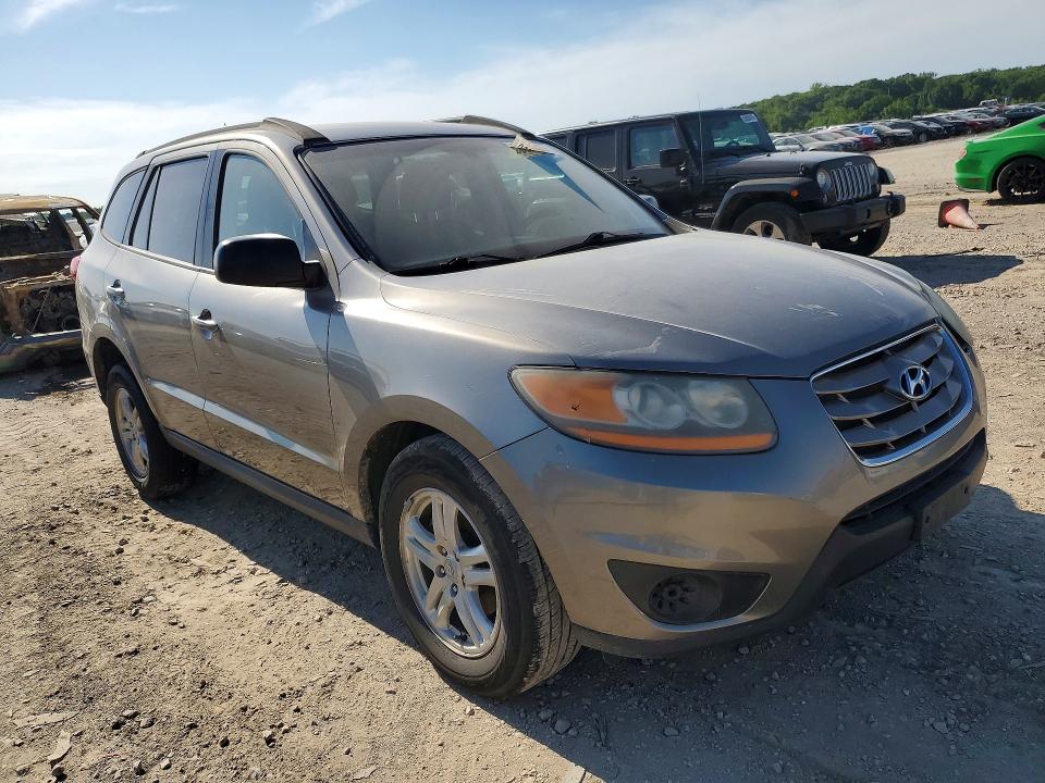2011 Hyundai Santa fe VIN 5XYZG3AB8BG068726 COPART salvage auction — FRONT END, Mo - Salvage Certificate Of Title, sold $825 on 2026-07-14 (photo 4)